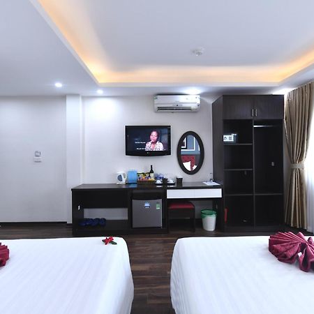 Hanoi Elpis Grand Hotel Zimmer foto